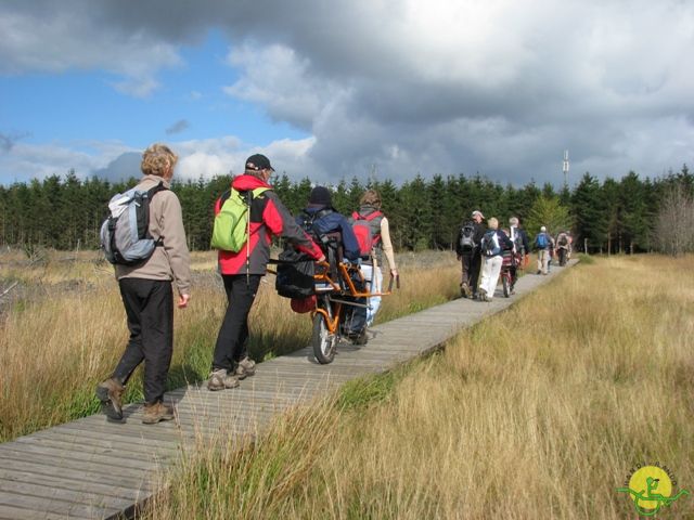 randonnée sportive avec joëlettes, Ovifat, 2012